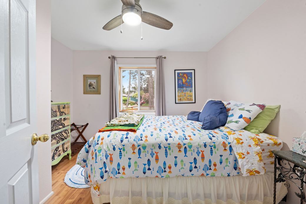 Second bedroom before